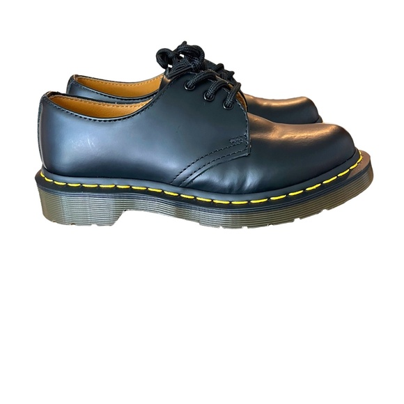 Dr. Martens Shoes - Dr. Martens | 1461 W Black | Size 5